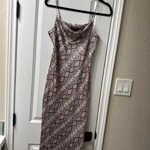 SOLD...Women's Banana Republic slip dress size 4 petite